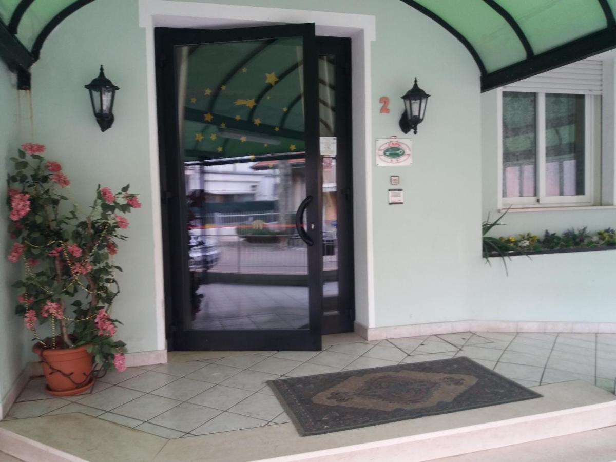 ريميني Hotel Fatima المظهر الخارجي الصورة